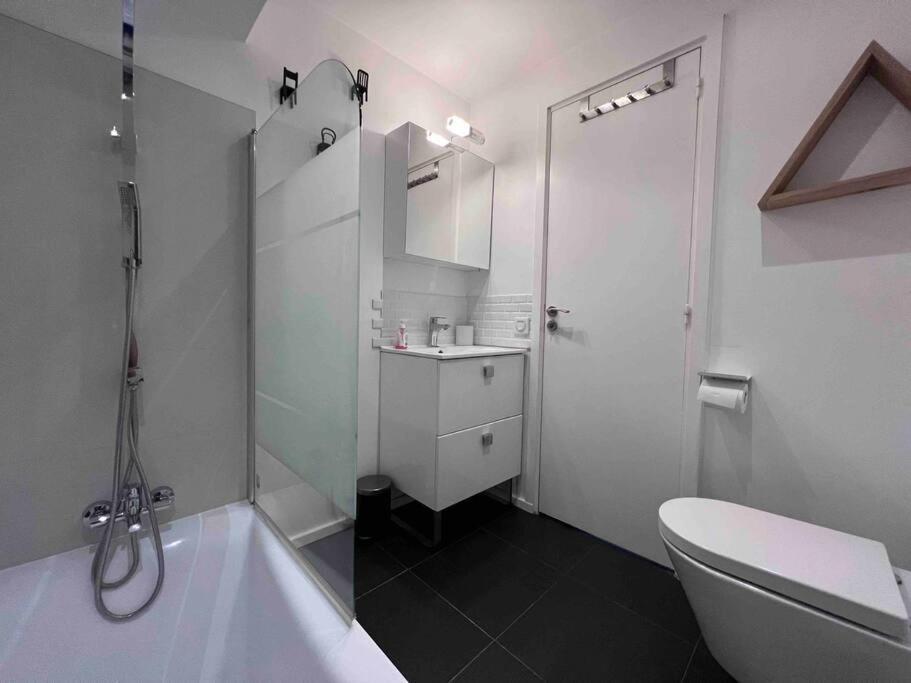 Appartement Le Cosy Garden: 4 Prs, Terrasse, Piscine Antibes